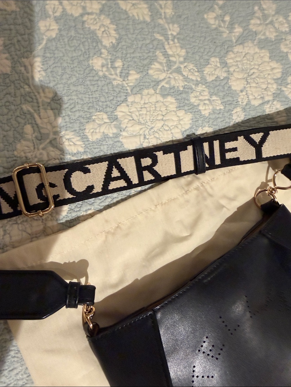 Stella McCartney Black Perforated Logo Shoulder Bag with Branded Strap - Picture 3 of 5